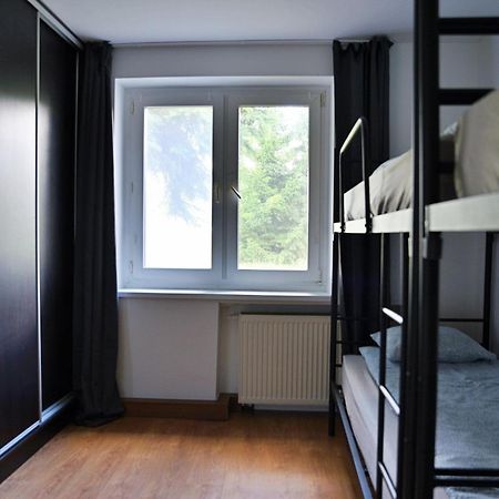 Apartamenty Lotnisko Leszno レシュノ エクステリア 写真